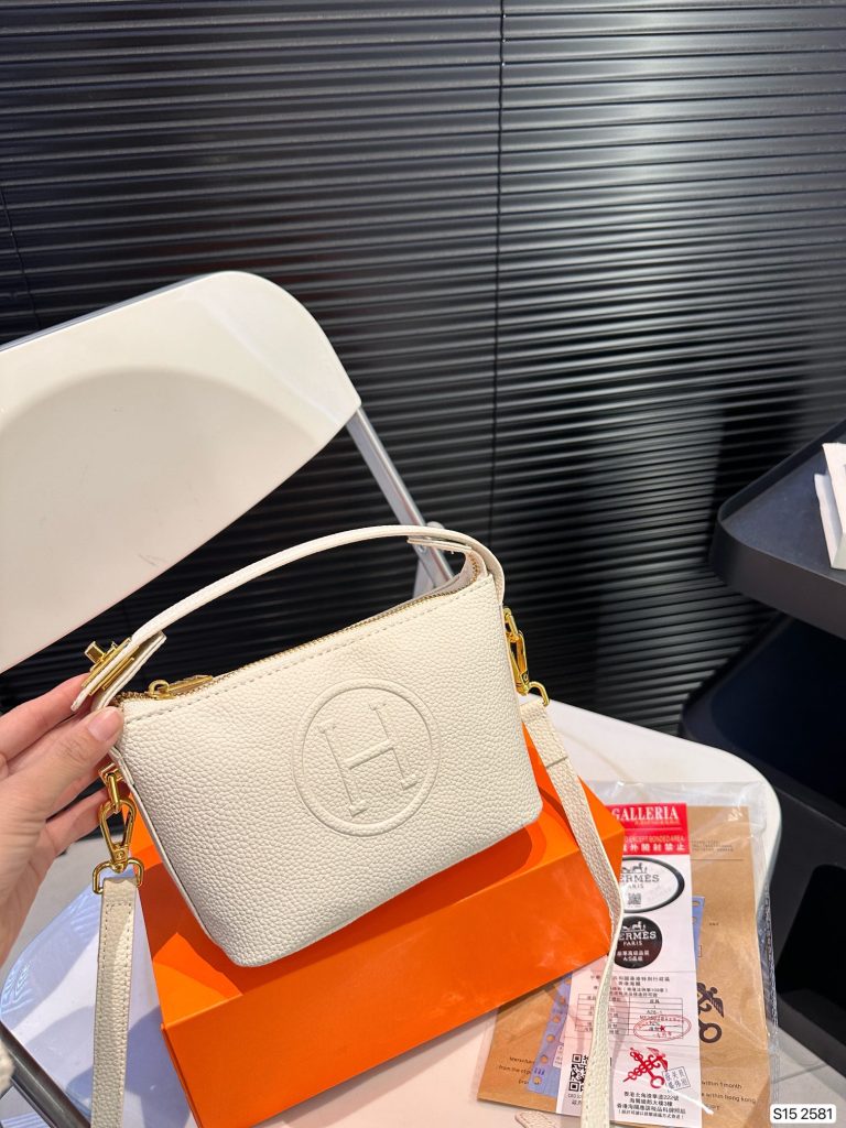 FashionReps Bags 04YA307