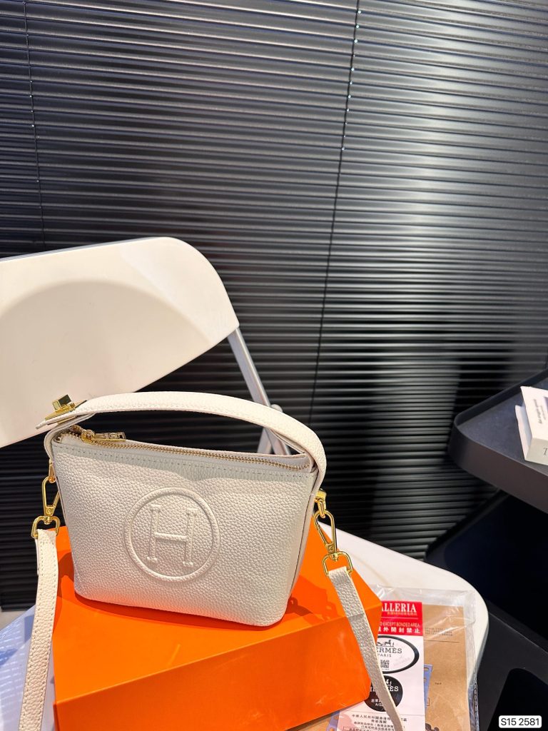 FashionReps Bags 04YA307 - Image 2