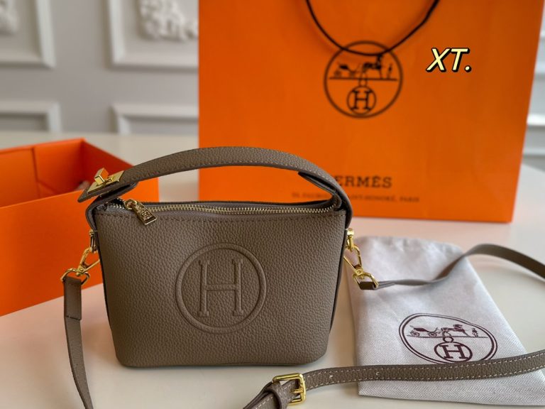 FashionReps Bags 04YA420
