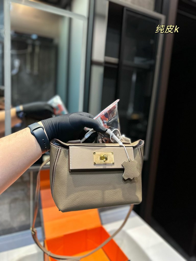 FashionReps Bags 04YA1461 - Image 2