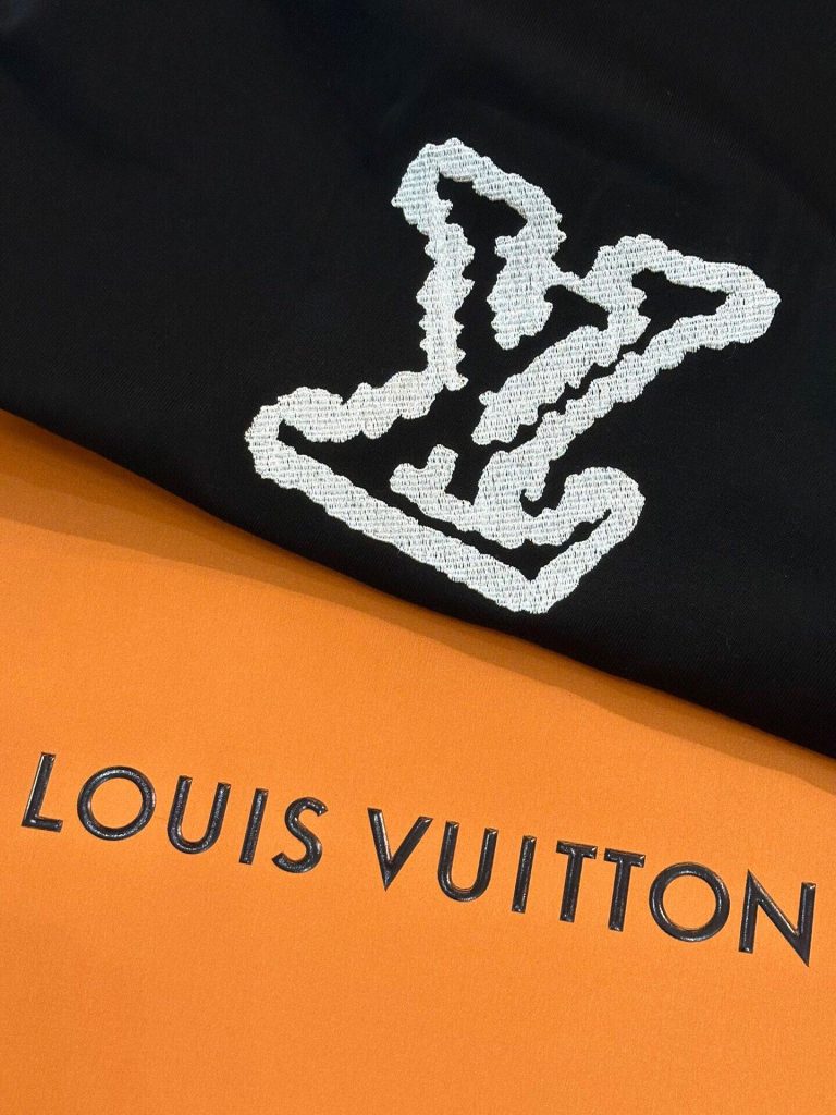 Replica Lv Clothes 01RA327 - Image 4