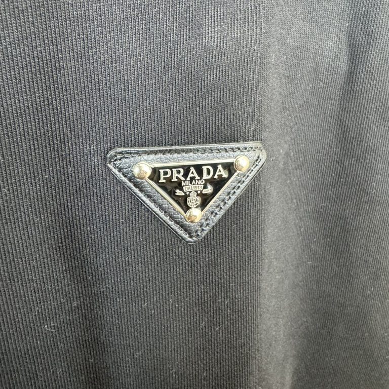 Replica Prada Clothes 01RA22 - Image 4