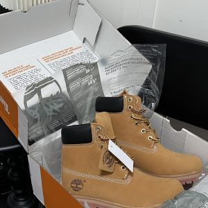 Replica Lv Shoes 06OR339