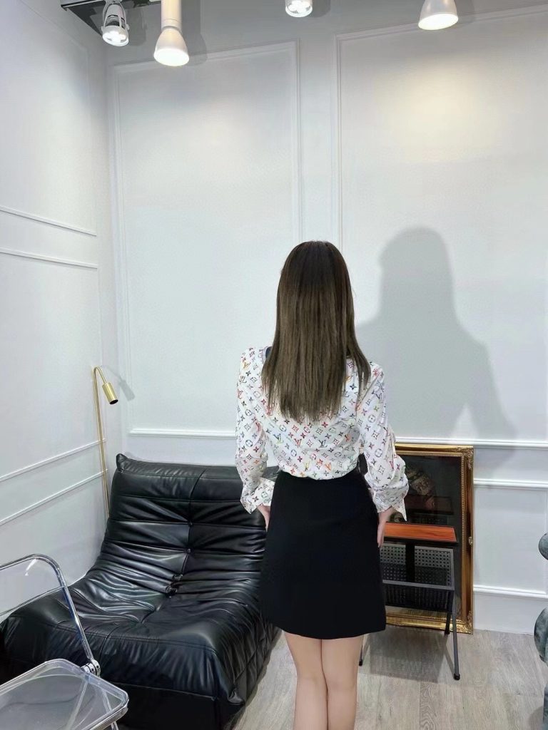 Replica Lv Clothes 01RA200 - Image 3