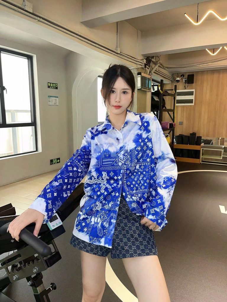 Replica Lv Clothes 01RA197
