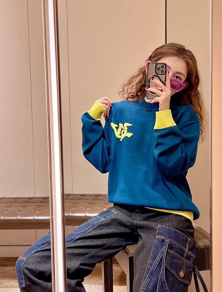 Replica Lv Clothes 01RA180 - Image 3