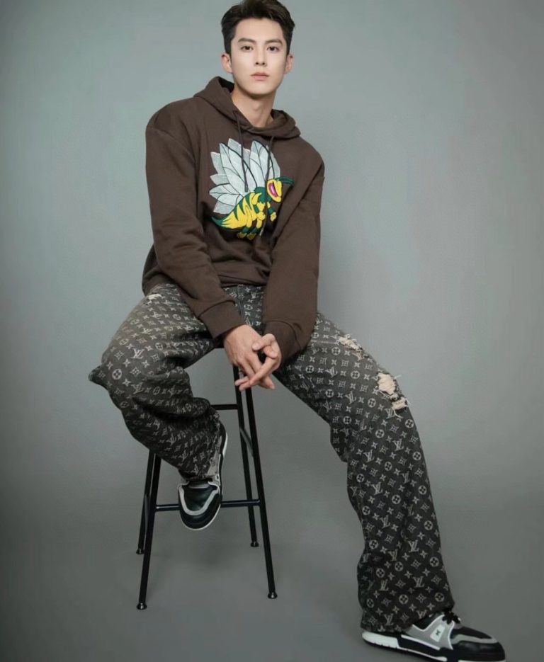 Replica Lv Clothes 01RA257