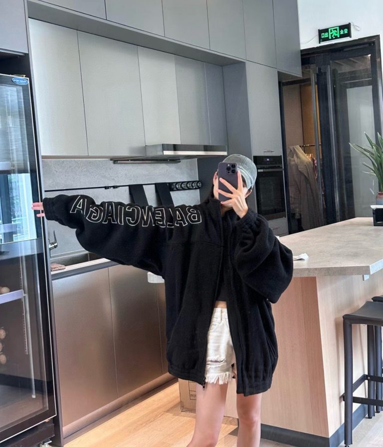 Replica Balenciaga Clothes 01RA964