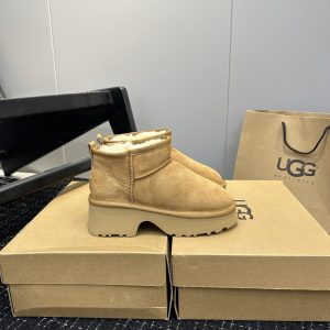 Replica UGG Shoes 06OR276