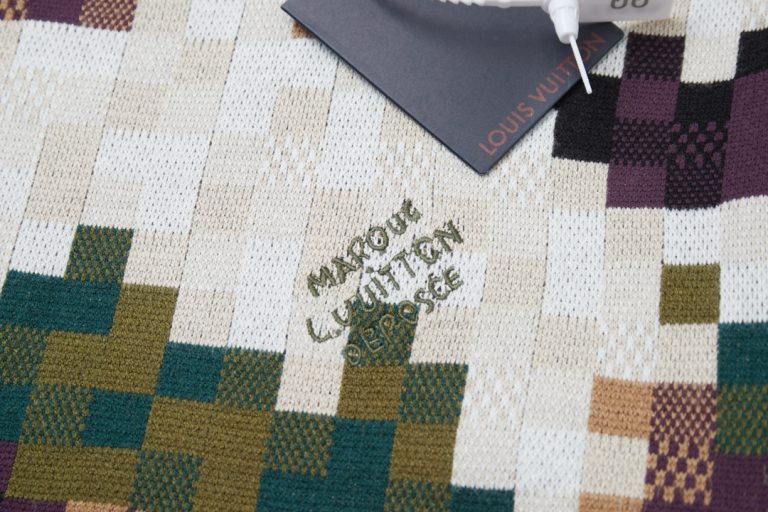 Replica Lv Clothes 01RA223 - Image 4