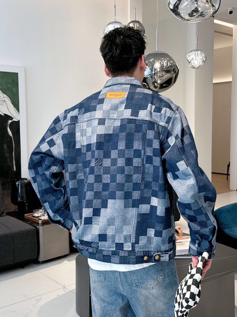 Replica Lv Clothes 01RA89 - Image 3