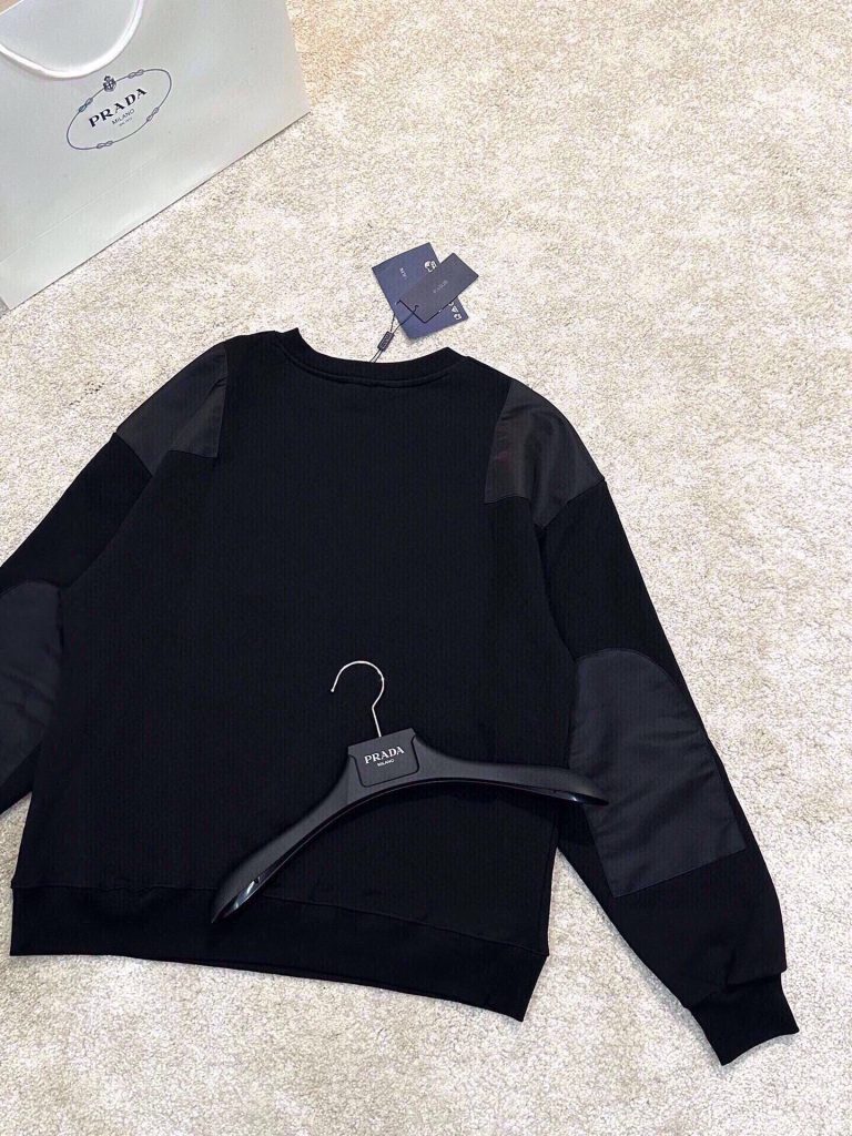 Replica Prada Clothes 01RA36 - Image 2