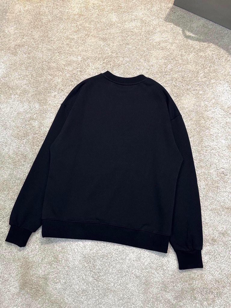 Replica Prada Clothes 01RA42 - Image 2