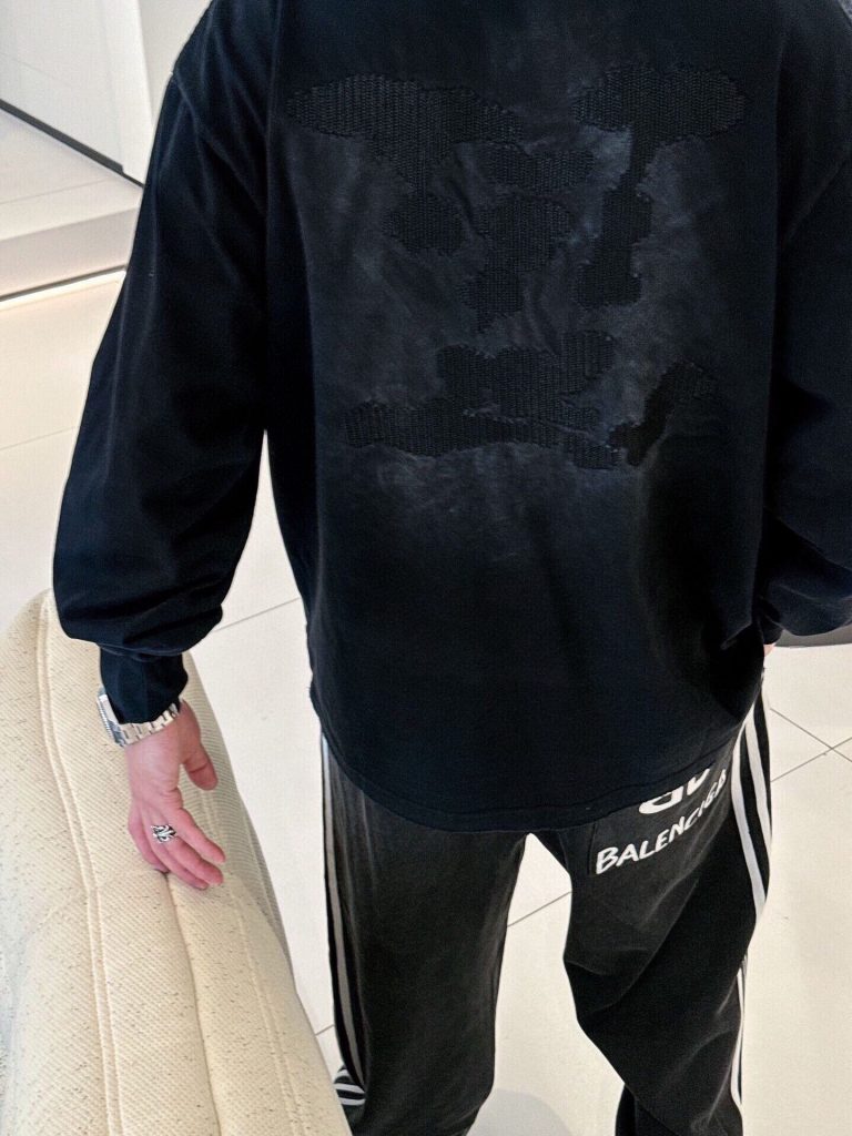 Replica Lv Clothes 01RA318 - Image 3