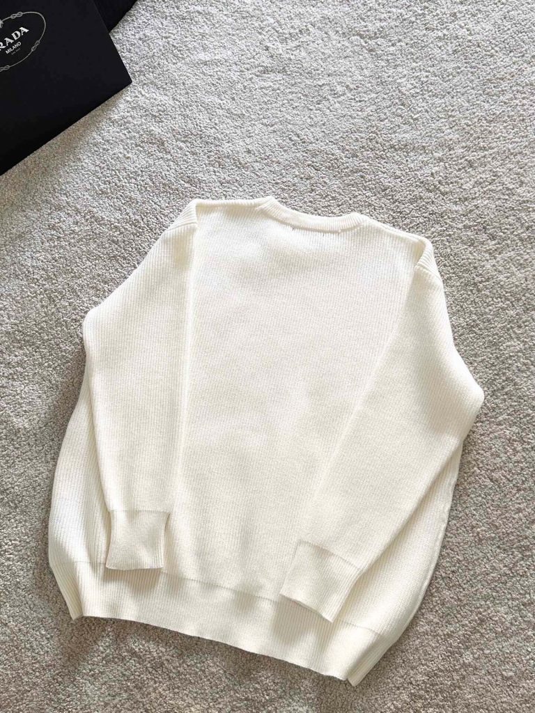 Replica Prada Clothes 01RA12 - Image 2