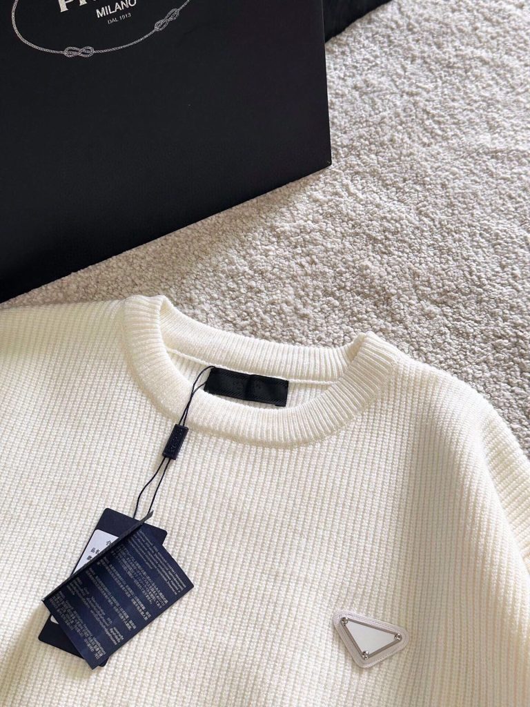 Replica Prada Clothes 01RA12 - Image 3