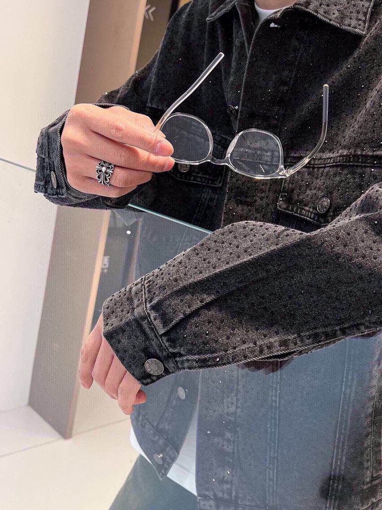 Replica Balenciaga Clothes 01RA1012 - Image 2
