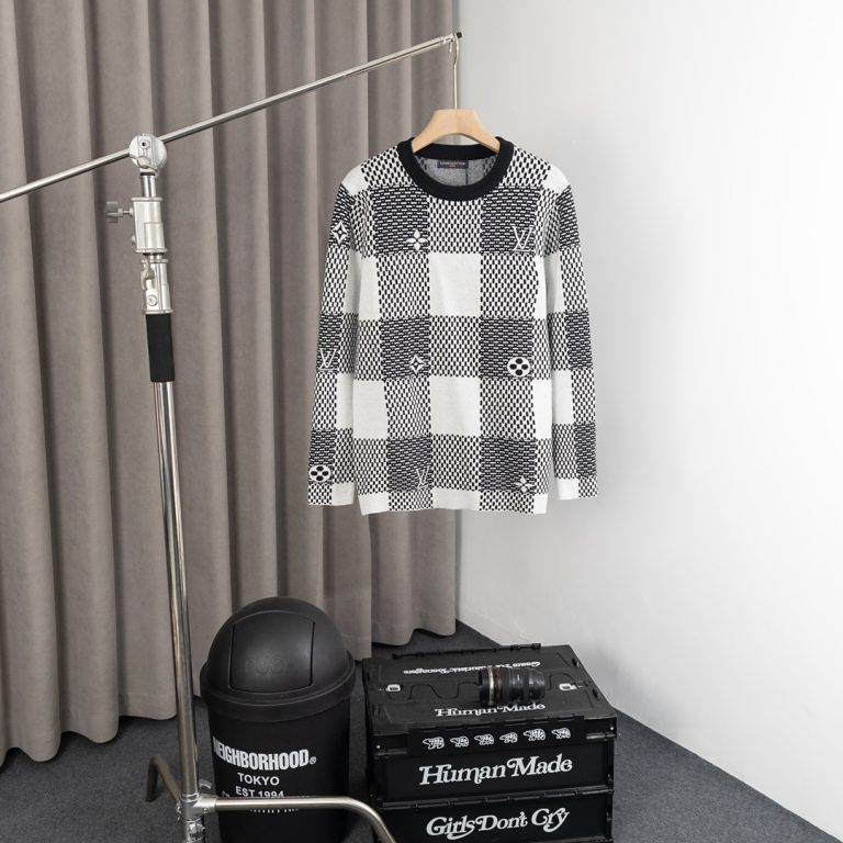 Replica Lv Clothes 01RA146