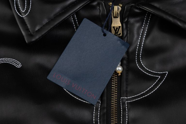 Replica Lv Clothes 01RA67 - Image 4