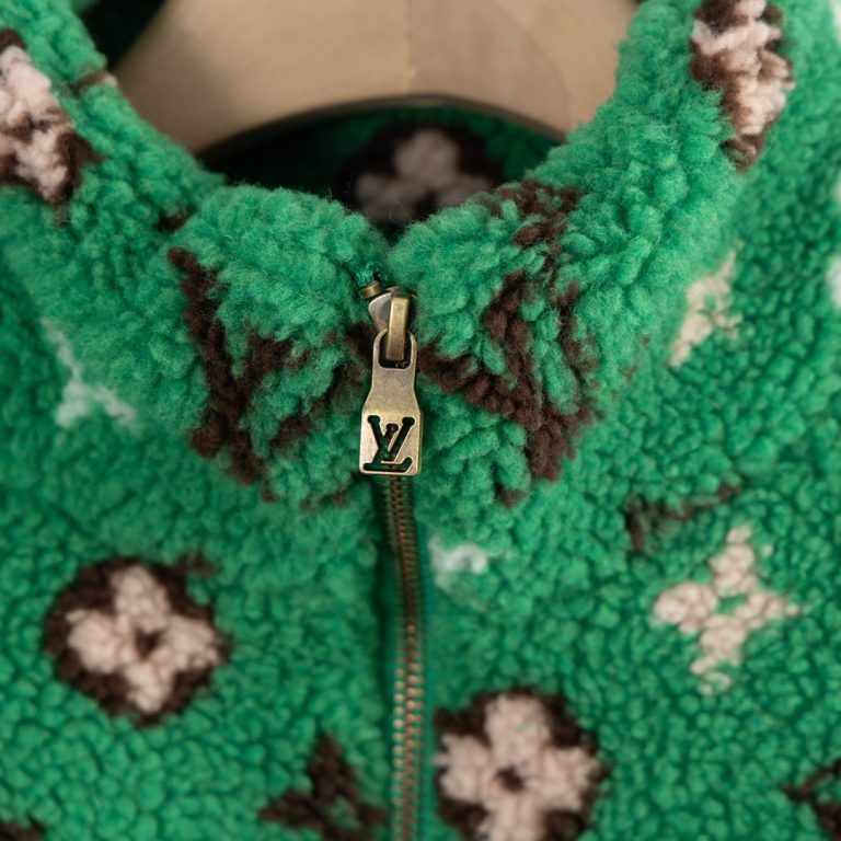 Replica Lv Clothes 01RA77 - Image 4