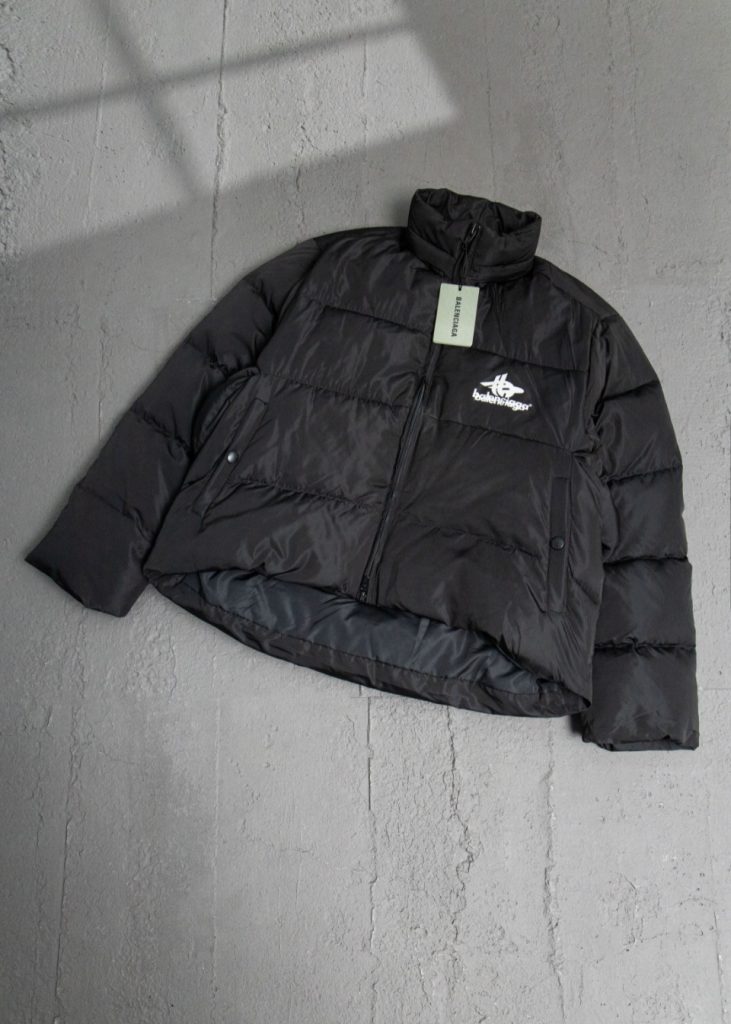 Replica Balenciaga Clothes 01RA990