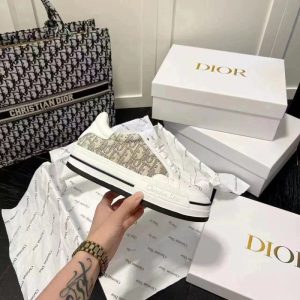 AAAA Replica Dior Casual Round Toe Flats