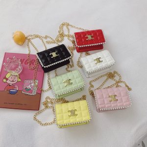 Replica Designer Alphabet Girls Bag Mini Pearl Children'S Messenger Bag Kids Check Indentation Small Square Bag Chain Bag