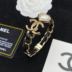 Replica Designer Chanel Double C Heart Pattern Decor PU Braided Bracelet