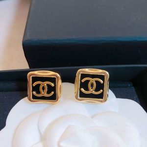 Replica Designer Chanel Fashion Alphabet Earrings