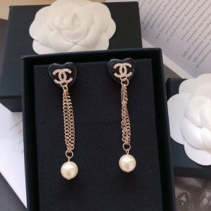 Replica Designer Chanel Fashion Alphabet Heart Long Chain Pearl Earrings