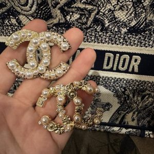 Replica Designer Chanel Fashion Brooch