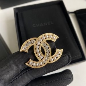 Replica Designer Chanel Fashion Faux Pearl Brooch