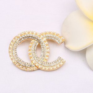 Replica Designer Chanel Fashion Rhinestones Pearl Brooches