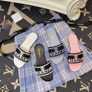 Replica Designer Chanel Letter Embroidered Flat Slippers