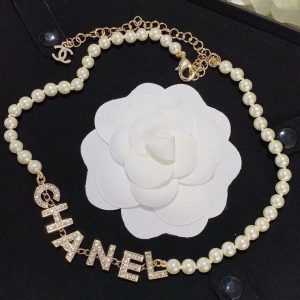 Replica Designer Chanel Temperament Letter Pattern Pearl Necklace