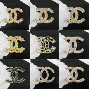 Replica Designer Chanel Women All-Match Double C Pearl Rhinestone Brooch