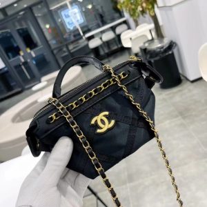 Replica Designer Chanel Women Black Nylon Cloth Handbag