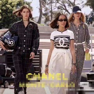 Replica Designer Chanel Women Double C Letters Stripe Color Matching Short-Sleeved Sweater
