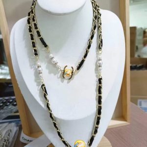 Replica Designer Chanel Women Fashion Double C Rhinestone Four-Leaf Clover Pendant Necklace