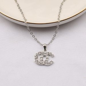 Replica Designer Chanel Women Fashion Double C Rhinestone Necklace