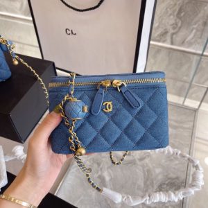 Replica Designer Chanel Women Fashion One-Shoulder Messenger Denim Series Square Bag