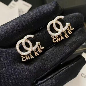 Replica Designer Chanel Women Fashion Pearl Letter Earrings
