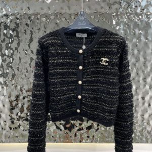 Replica Designer Chanel Women Fashion Solid Color Double C Letters Brooches Cardigan