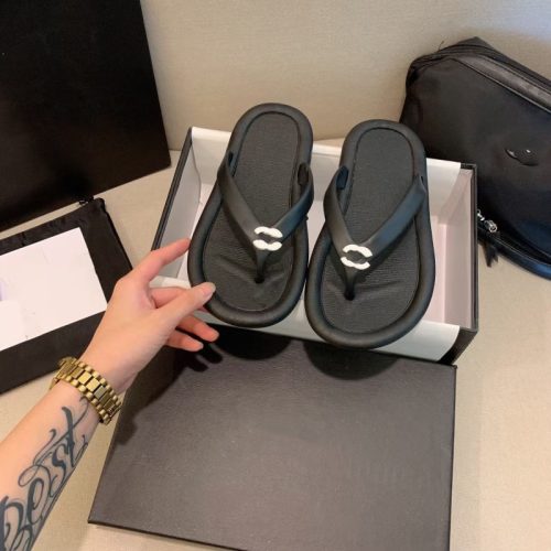 Replica Designer Chanel Women Non-Slip Flat-Bottomed Toes Flip-Flops Slippers