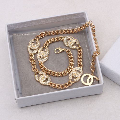 Replica Designer Chanel Women Personality Double C Rhinestone Necklace