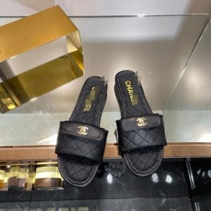 Replica Designer Chanel Women Rhombus Lock Drag Flat Low Heel Slippers