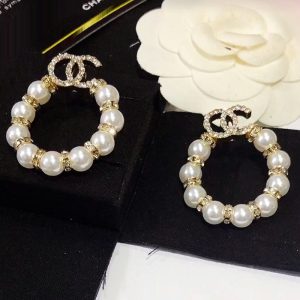 Replica Designer Chanel Women Simple String Pearl Geometric Hoop Pearl Rhinestone Double C Earrings