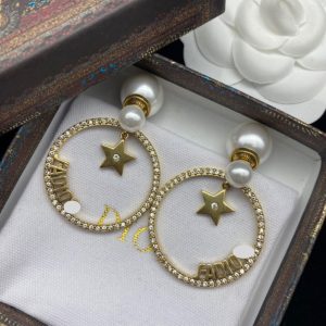 Replica Designer Dior Creative Letter Star Imitation Pearl Earrings