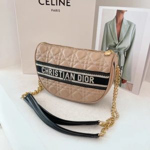 Replica Designer Dior Fashion Diamond Letter Embroidered Shoulder Bag