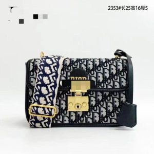 Replica Designer Dior Fashion Embroidered Letters Shoulder Bag
